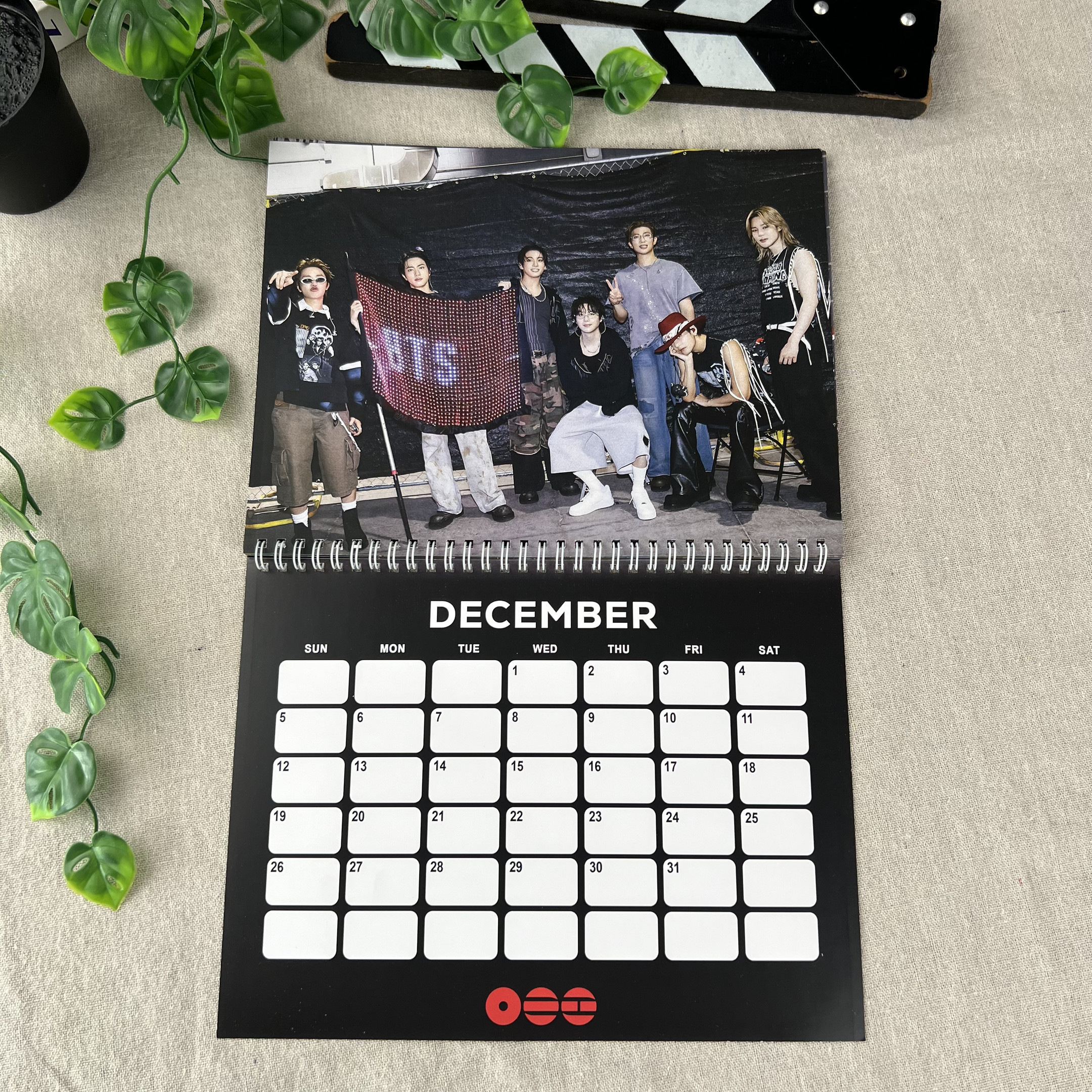 4T - BTS 2027 Wall Calendar, BTS Arirang World Tour Calendar